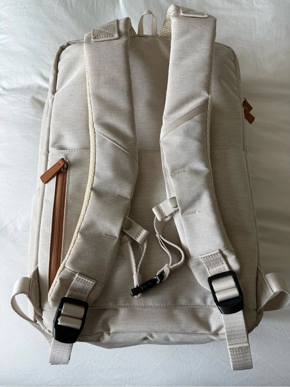 Nordace Sienna Pro Backpack 17” Beige NWOT